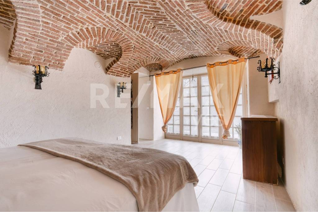 casa indipendente in vendita ad Ivrea