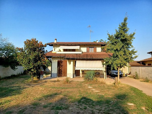 casa indipendente in vendita ad Alagna