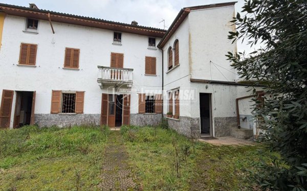 casa indipendente in vendita ad Alagna