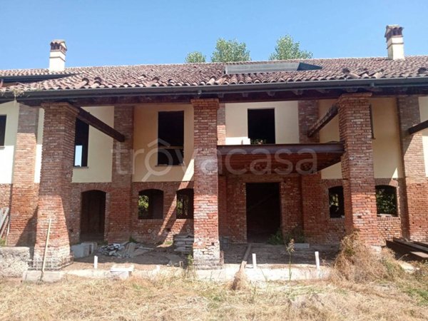 casa indipendente in vendita ad Albuzzano
