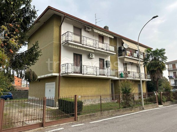 appartamento in vendita ad Albuzzano in zona Vigalfo