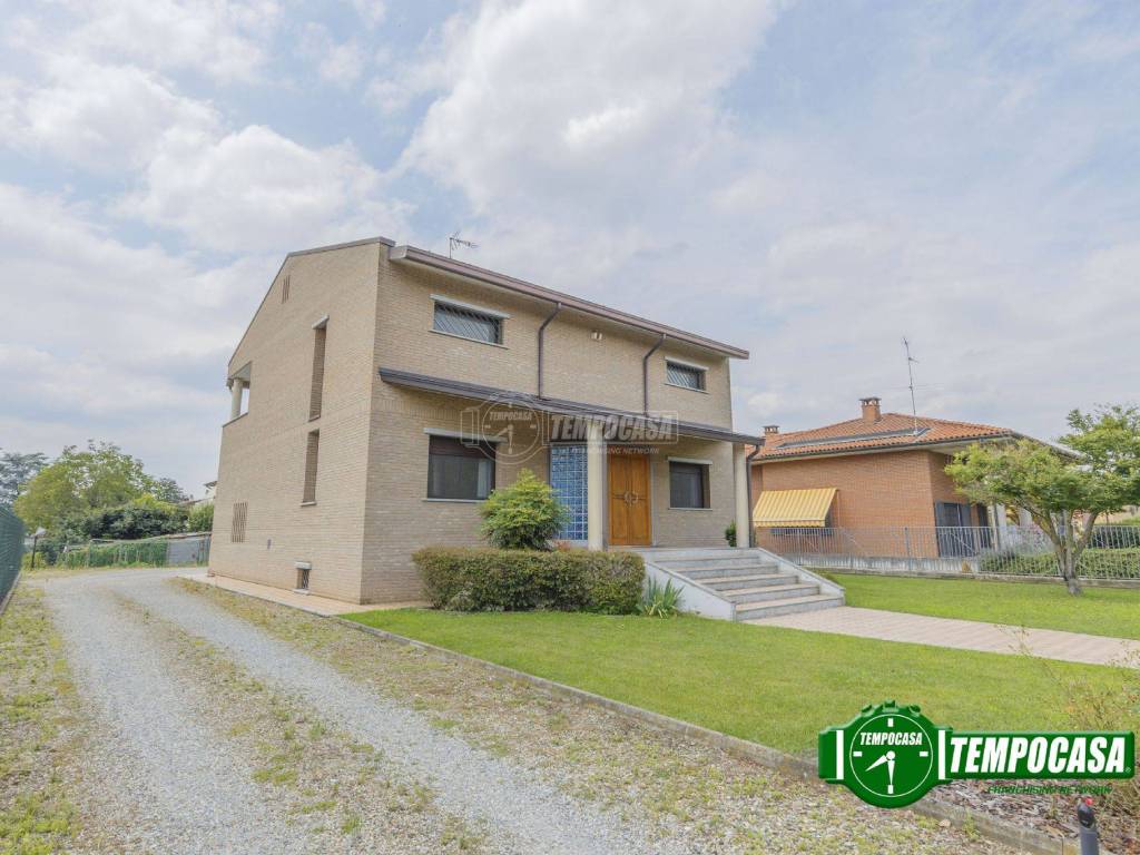 casa indipendente in vendita ad Albuzzano