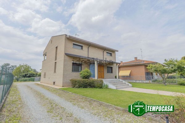 casa indipendente in vendita ad Albuzzano