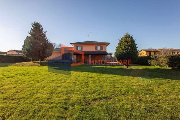 casa indipendente in vendita ad Albuzzano
