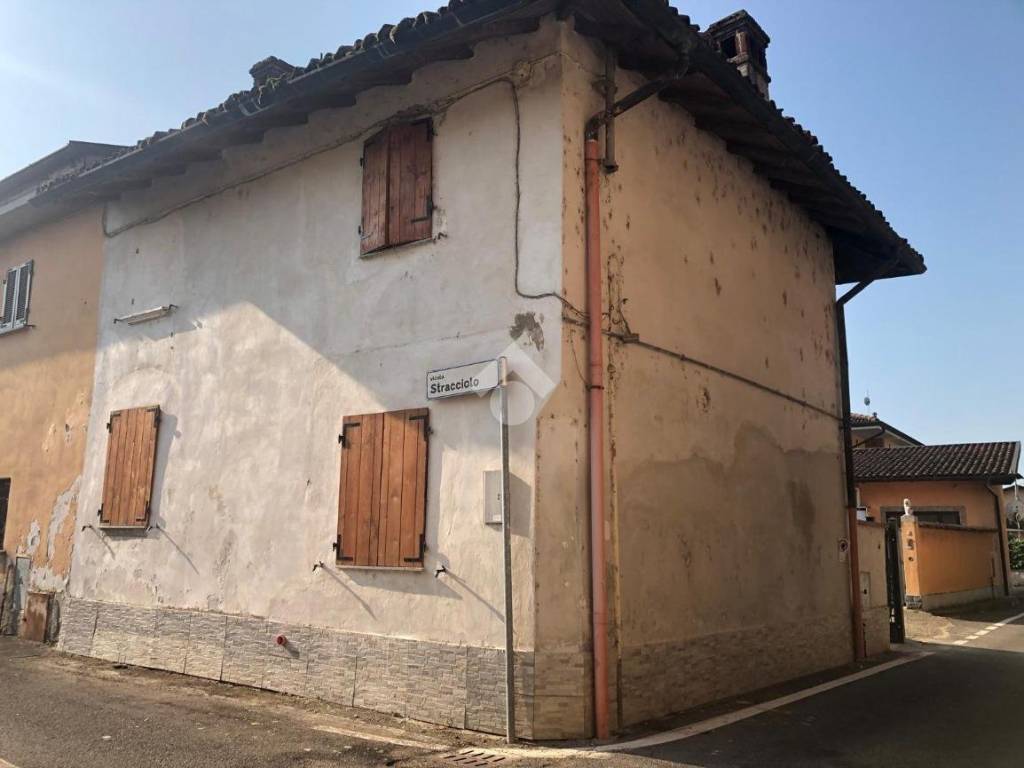 casa indipendente in vendita ad Albuzzano