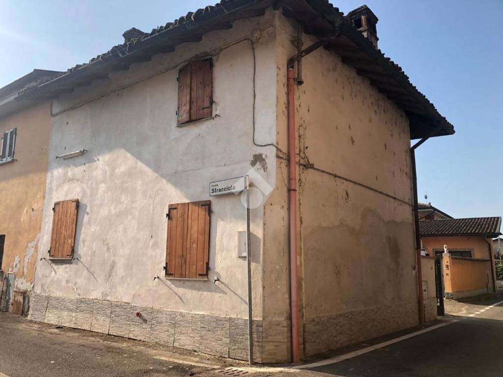 casa indipendente in vendita ad Albuzzano