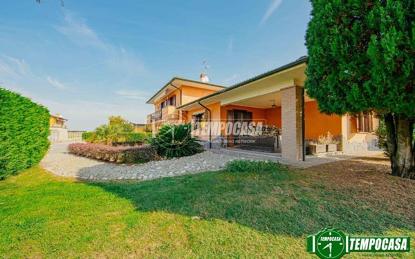 casa indipendente in vendita ad Albuzzano