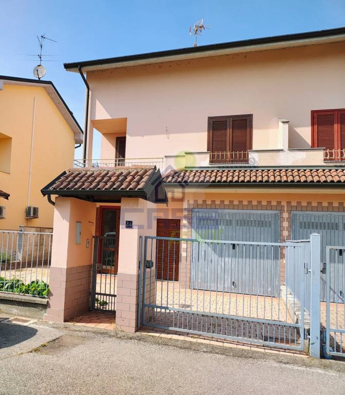 casa indipendente in vendita ad Albuzzano