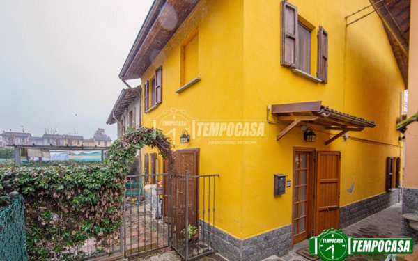 casa indipendente in vendita ad Albuzzano