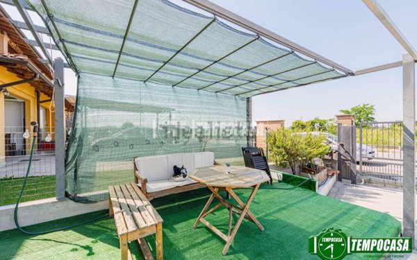 casa indipendente in vendita ad Albuzzano in zona Vigalfo