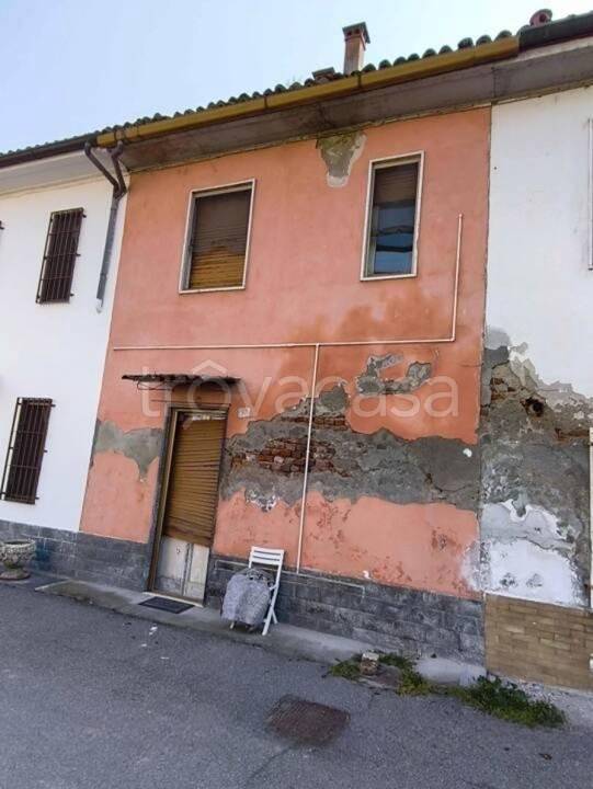 casa indipendente in vendita ad Albuzzano in zona Vigalfo
