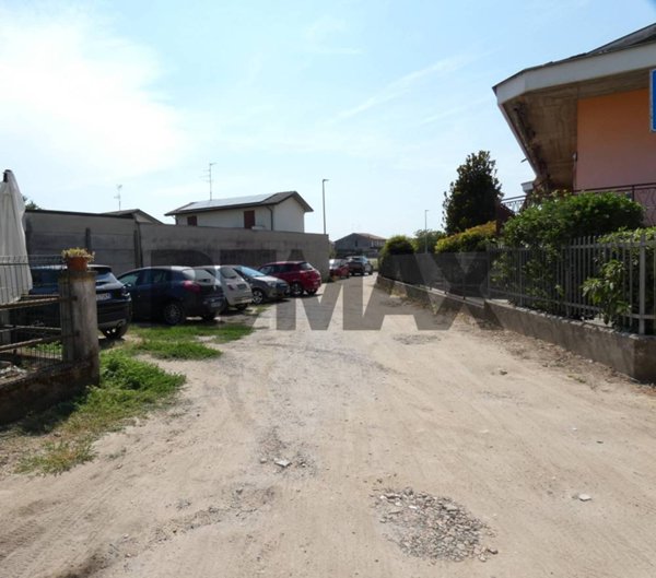 casa indipendente in vendita ad Albuzzano