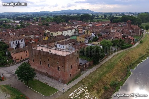 casa indipendente in vendita ad Arena Po