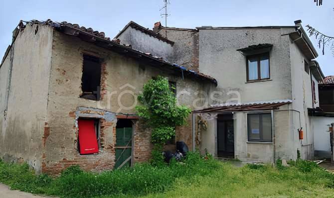 appartamento in vendita ad Arena Po in zona Ripaldina