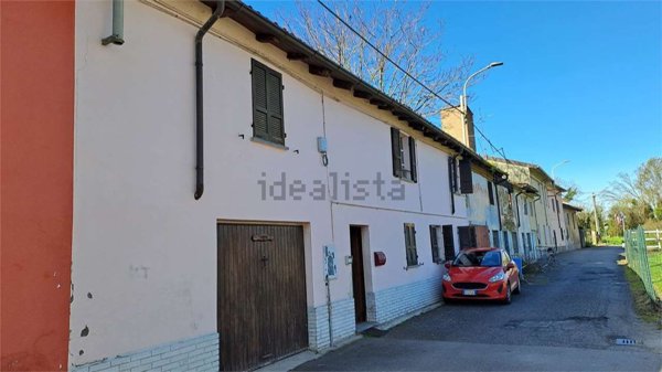 casa semindipendente in vendita ad Arena Po