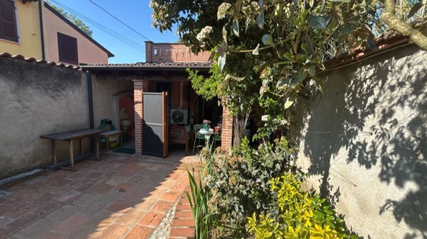 casa indipendente in vendita ad Arena Po
