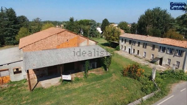 casale in vendita ad Arena Po