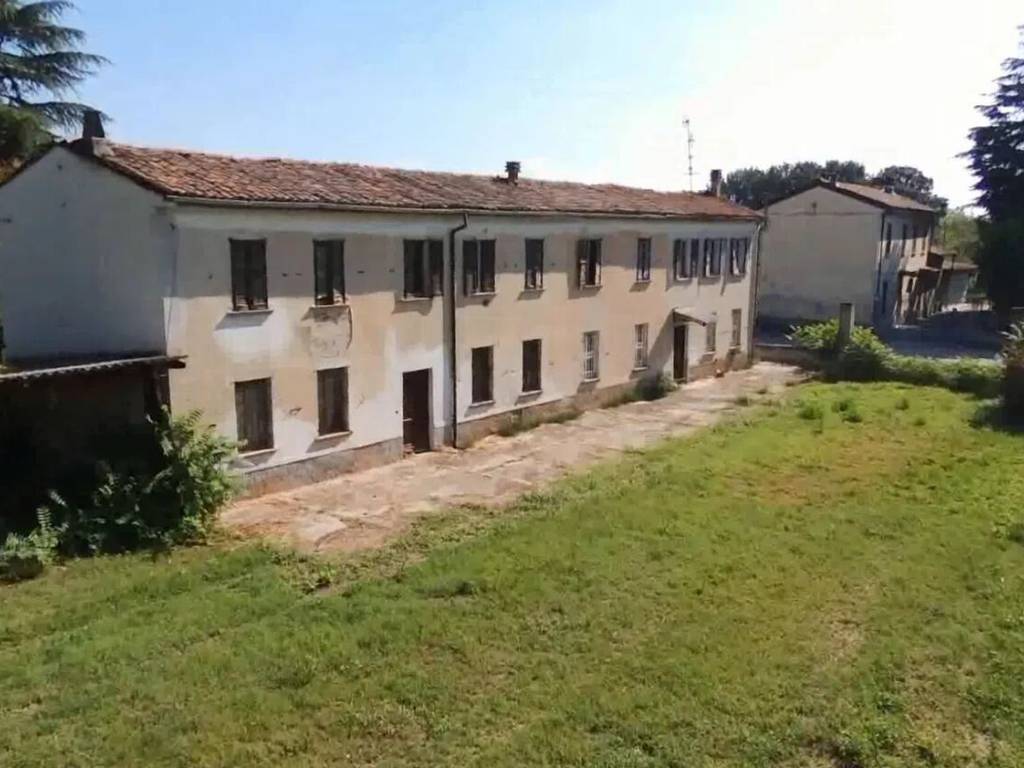 casa indipendente in vendita ad Arena Po