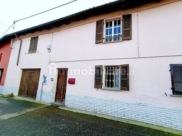 casa indipendente in vendita ad Arena Po
