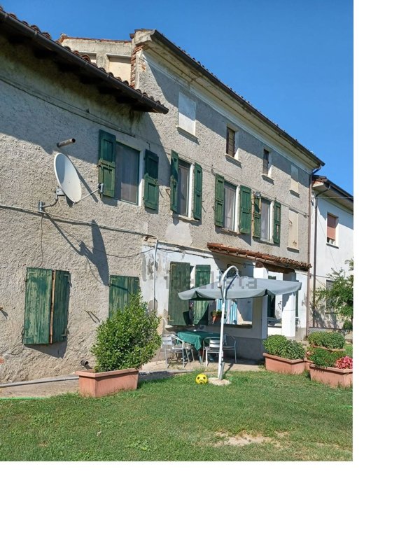 casale in vendita ad Arena Po