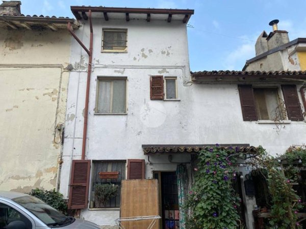 casa indipendente in vendita ad Arena Po