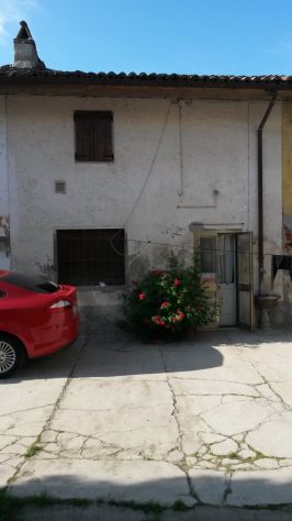 casa indipendente in vendita ad Arena Po