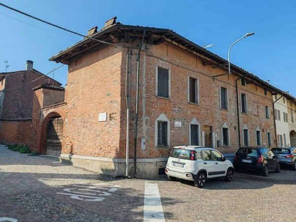 casa indipendente in vendita ad Arena Po