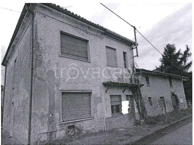 casa indipendente in vendita ad Arena Po