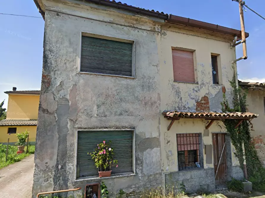 casa indipendente in vendita ad Arena Po in zona Piantà