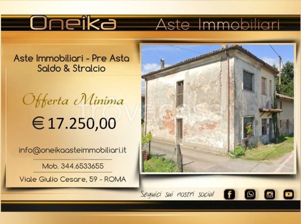 casa indipendente in vendita ad Arena Po in zona Piantà