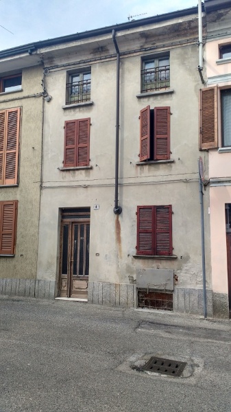 casa semindipendente in vendita ad Arena Po in zona Fornace