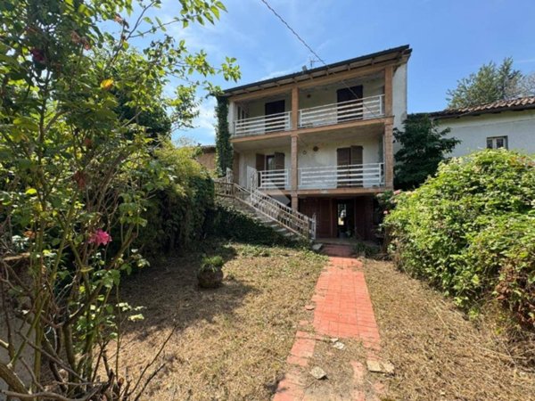 casa indipendente in vendita ad Arena Po in zona Ripaldina