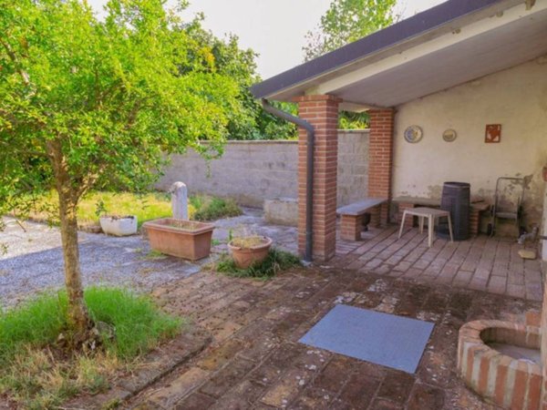 casa indipendente in vendita a Badia Pavese