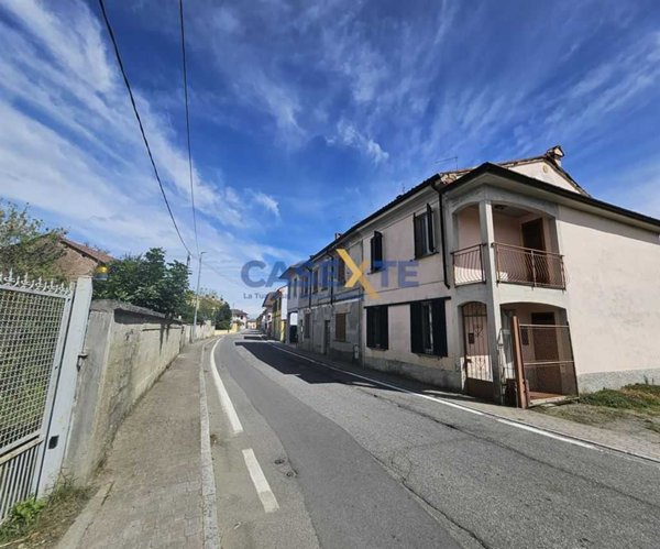 casa indipendente in vendita a Badia Pavese