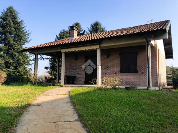 casa indipendente in vendita a Badia Pavese