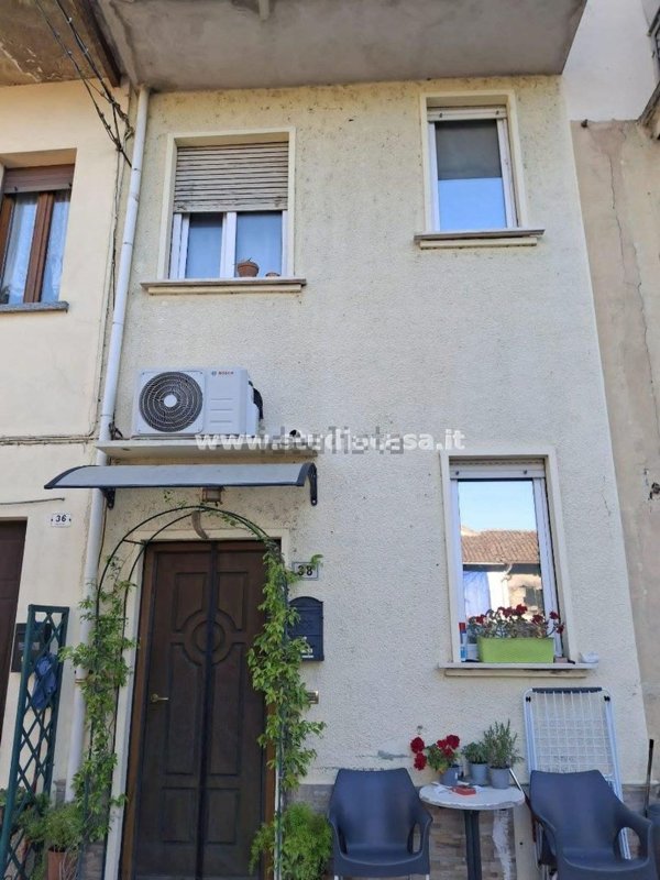 casa indipendente in vendita a Badia Pavese
