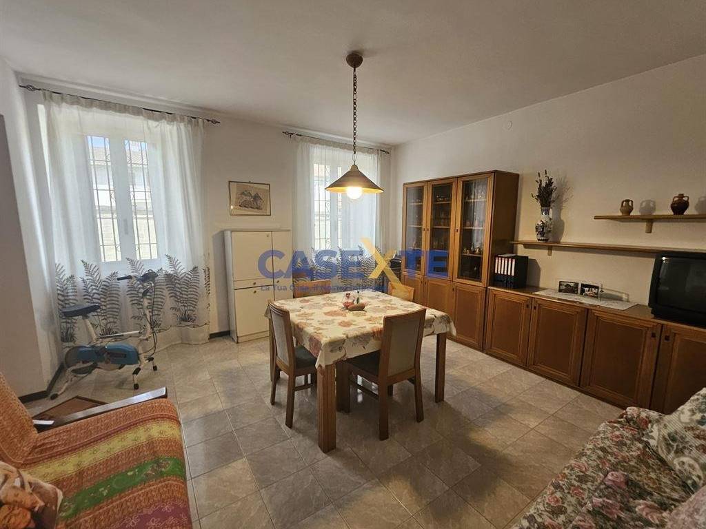 casa indipendente in vendita a Badia Pavese