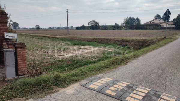 negozio in vendita a Badia Pavese