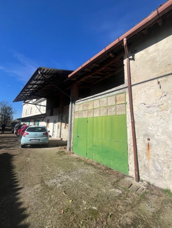 casa indipendente in vendita a Badia Pavese