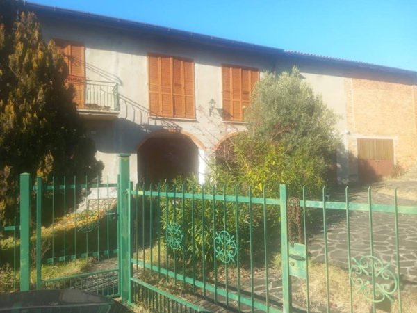 casa indipendente in vendita a Bagnaria in zona Livelli
