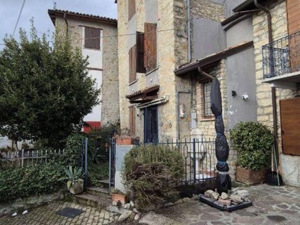 casa indipendente in vendita a Bagnaria in zona Livelli