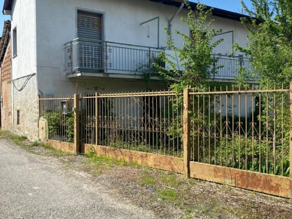 casa indipendente in vendita a Bagnaria in zona Casa Galeotti