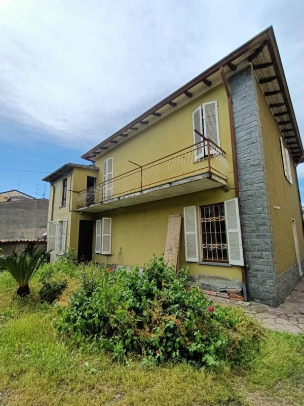 casa indipendente in vendita a Barbianello