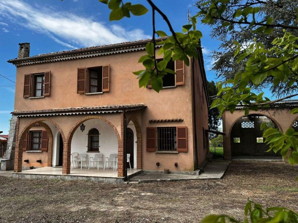 casa indipendente in vendita a Barbianello