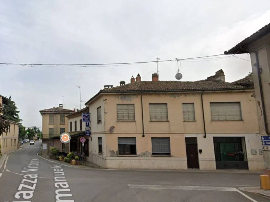 negozio in vendita a Barbianello