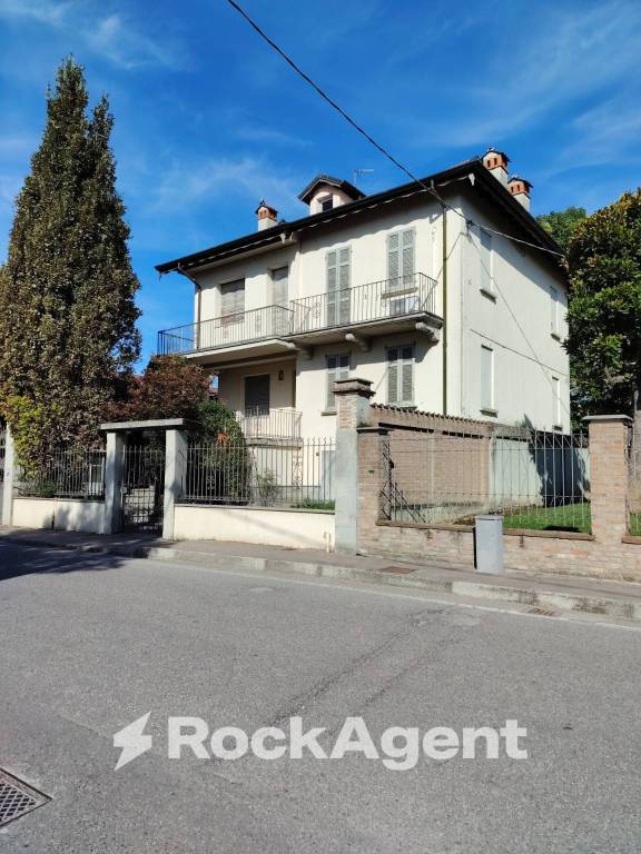casa indipendente in vendita a Barbianello