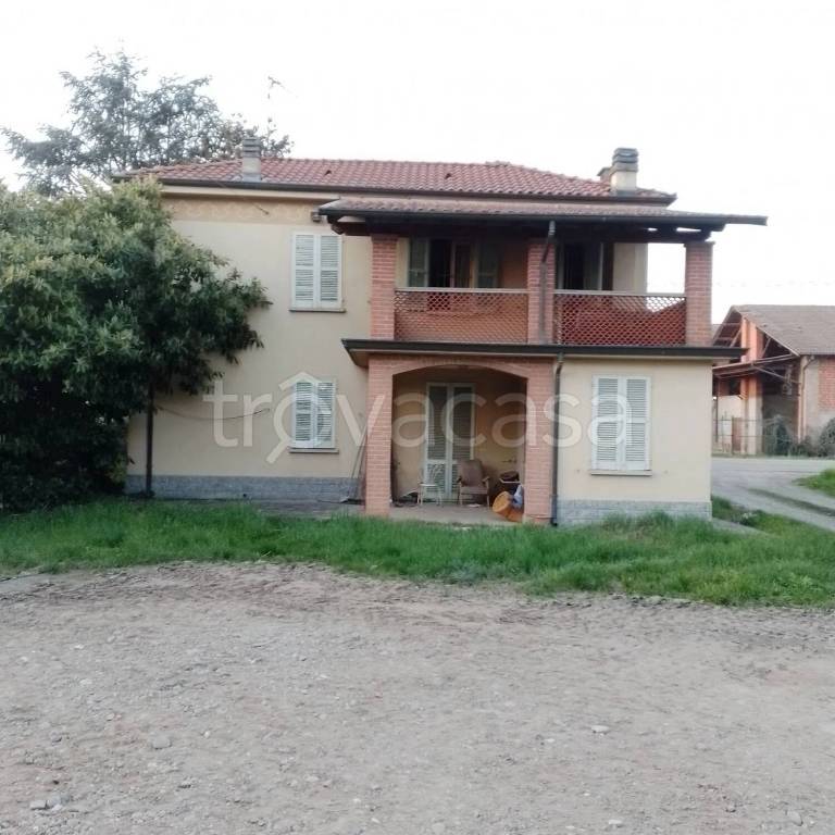 casa indipendente in vendita a Barbianello