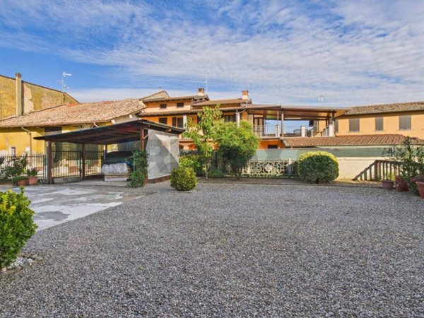 casa indipendente in vendita a Barbianello in zona Bottarolo