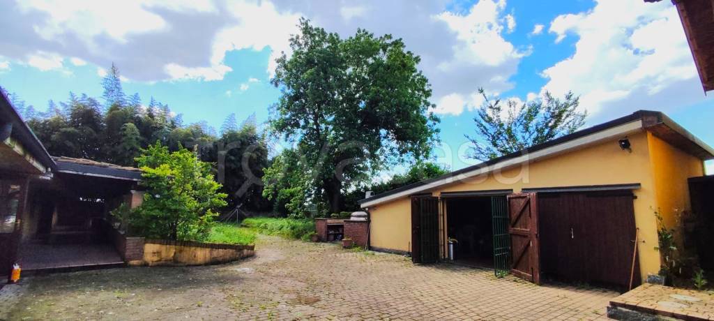 casa indipendente in vendita a Bascapè