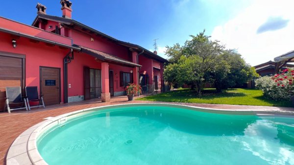 casa indipendente in vendita a Bascapè